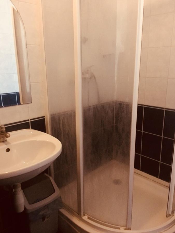 Rozsakert Panzio Hotel Nyíregyháza Buitenkant foto