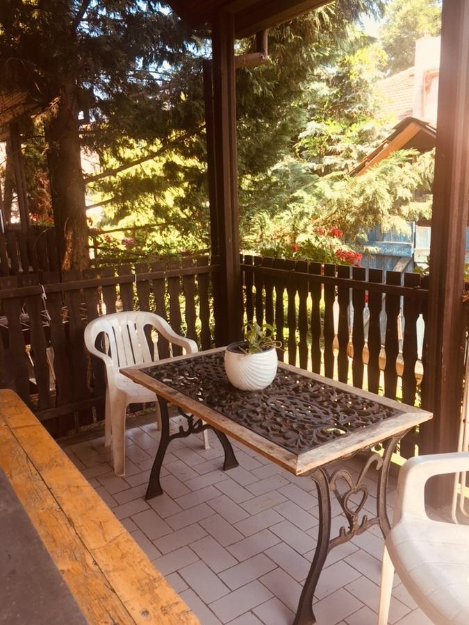 Rozsakert Panzio Hotel Nyíregyháza Buitenkant foto