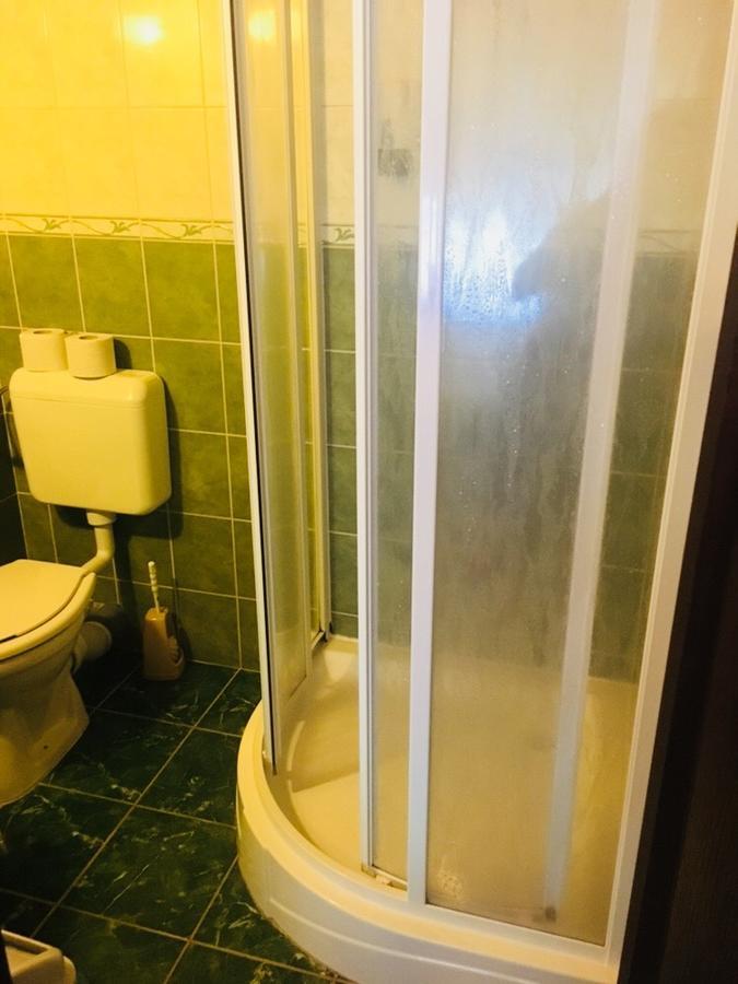 Rozsakert Panzio Hotel Nyíregyháza Buitenkant foto